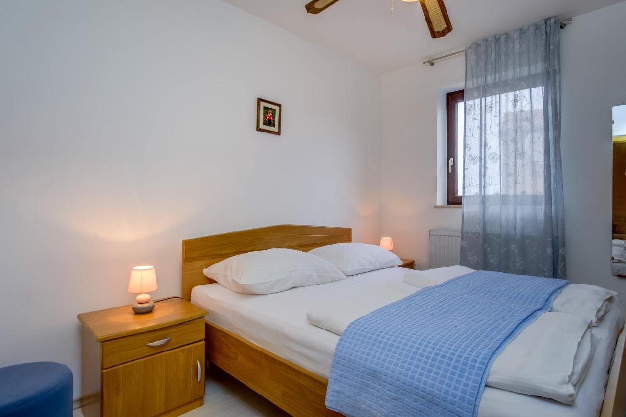 Apartments Anci Mali Lošinj Екстериор снимка